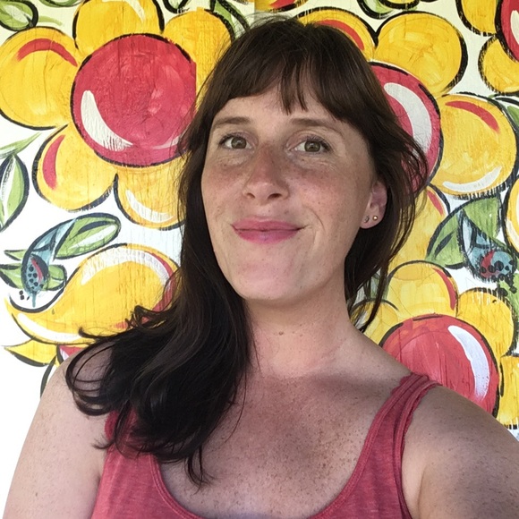 Meet your Posher, Shanlie - Picture 2 of 3